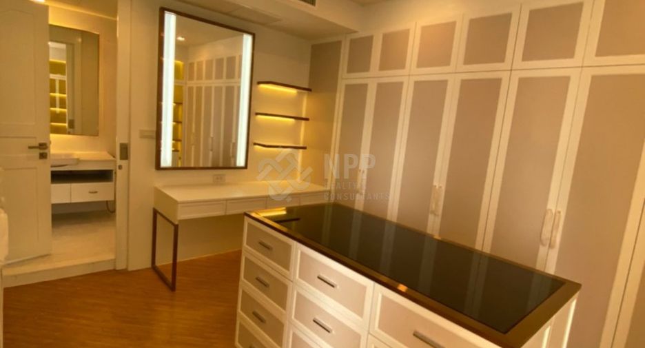 For rent and for sale 6 bedrooms condo in Watthana, Bangkok