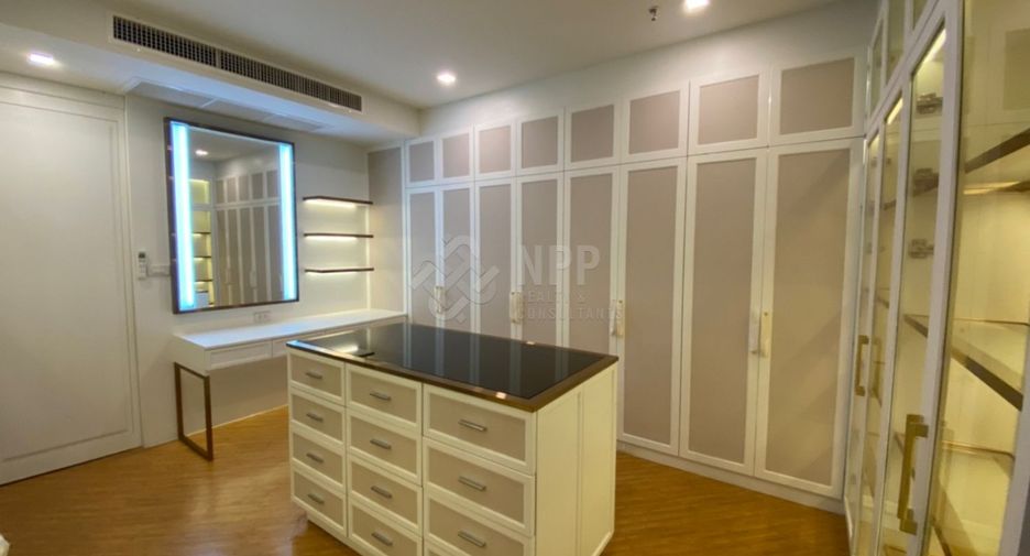 For rent and for sale 6 bedrooms condo in Watthana, Bangkok