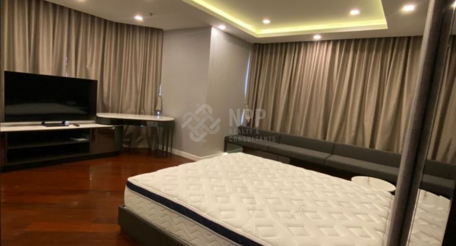 For rent and for sale 6 bedrooms condo in Watthana, Bangkok