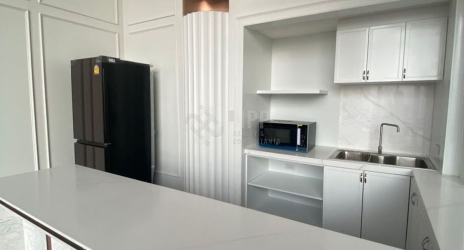 For rent and for sale 6 bedrooms condo in Watthana, Bangkok