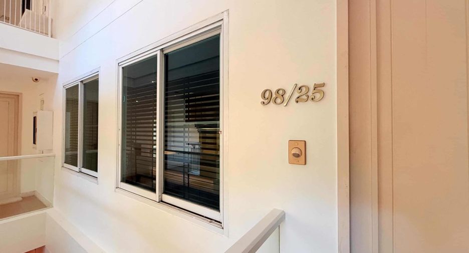 For rent and for sale 4 bedrooms condo in Khlong Toei, Bangkok
