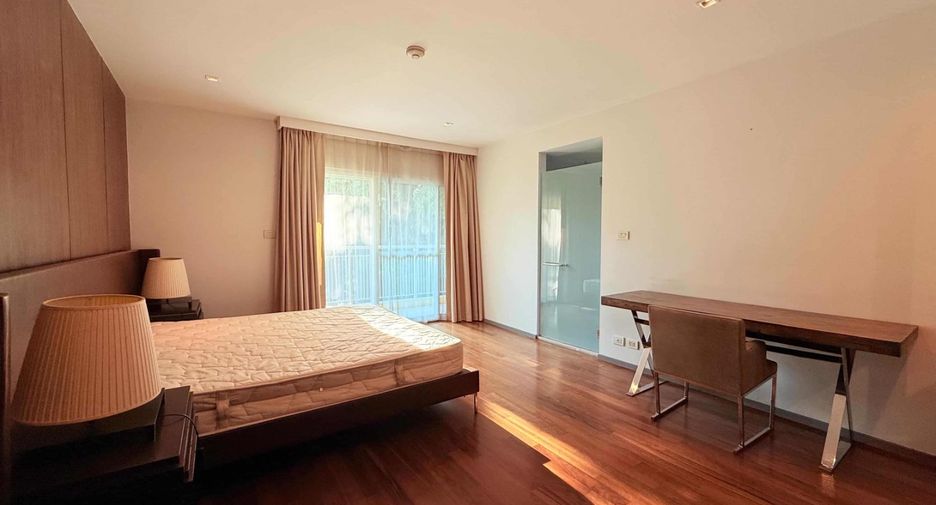 For rent and for sale 4 bedrooms condo in Khlong Toei, Bangkok