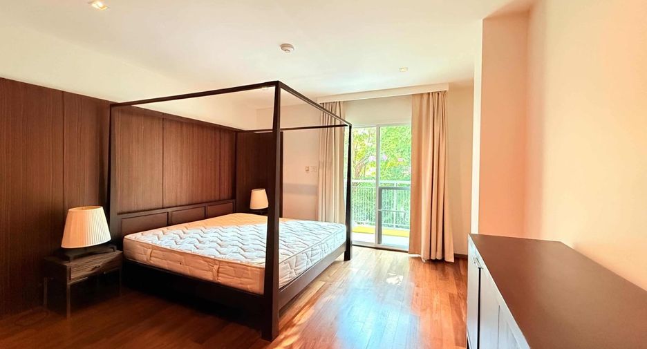 For rent and for sale 4 bedrooms condo in Khlong Toei, Bangkok