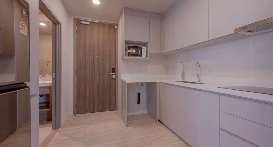 For rent 3 bedrooms condo in Bang Phli, Samut Prakan