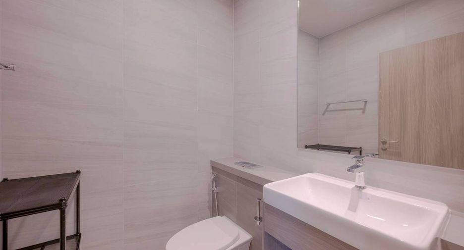 For rent 3 bedrooms condo in Bang Phli, Samut Prakan