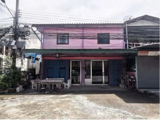 For sale 3 bedrooms townhouse in Ban Bueng, Chonburi