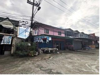 For sale 3 bedrooms townhouse in Ban Bueng, Chonburi