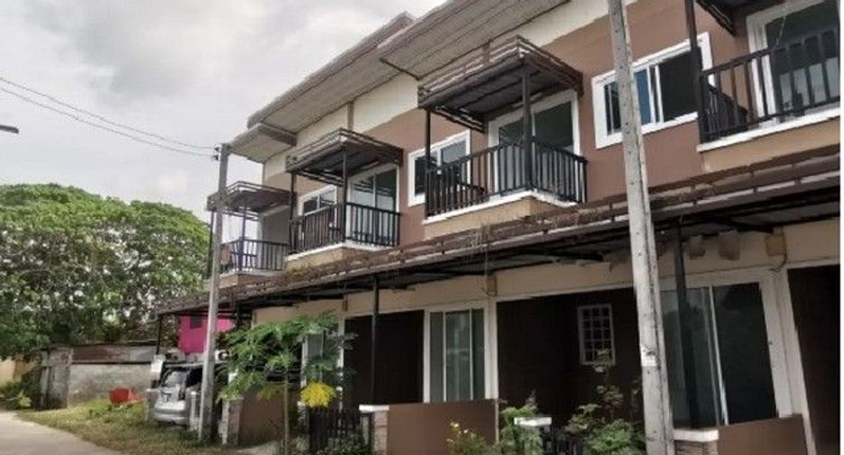 Продажа 2 спальни таунхаус в Phrom Khiri, Nakhon Si Thammarat