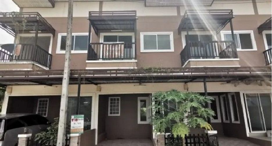Продажа 2 спальни таунхаус в Phrom Khiri, Nakhon Si Thammarat