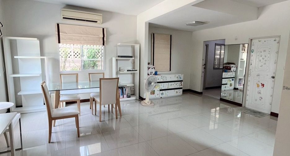 For sale 3 bedrooms house in Bang Bua Thong, Nonthaburi