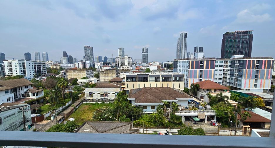 À vendre 1 chambre condo à Din Daeng, Bangkok