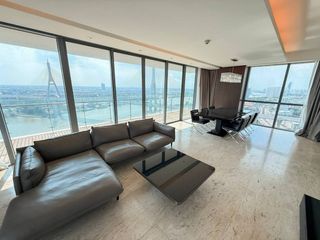 For sale 3 bedrooms condo in Yan Nawa, Bangkok