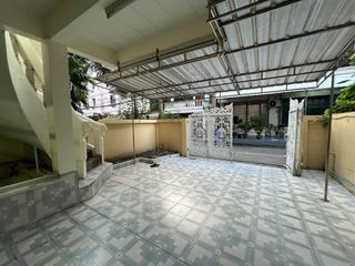 For rent 3 bedrooms house in Phaya Thai, Bangkok
