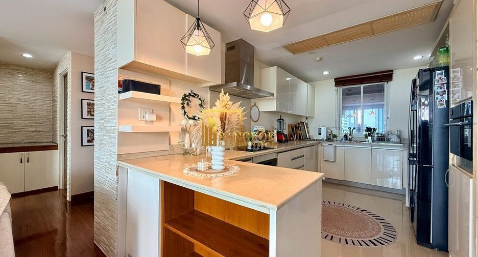 Condo en venta de 3 habitaciones en Bang Kho Laem, Bangkok