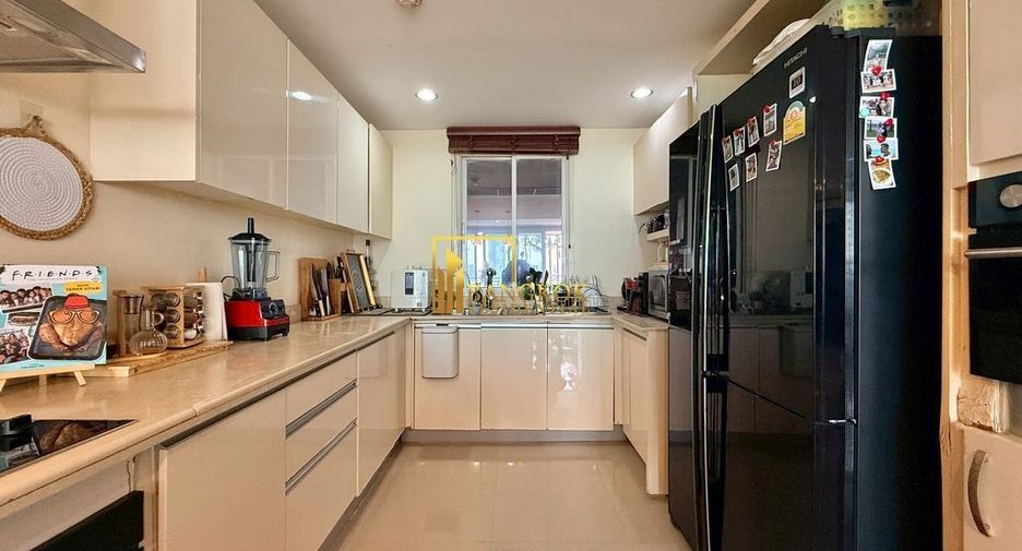 Condo en venta de 3 habitaciones en Bang Kho Laem, Bangkok