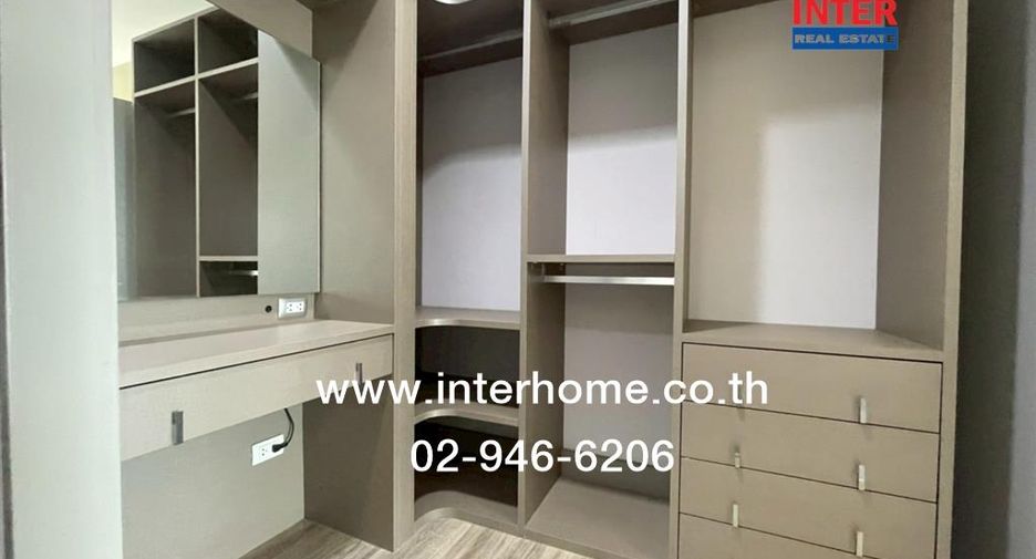 For sale 3 bedrooms house in Sai Mai, Bangkok