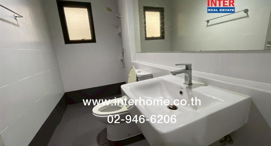 For sale 3 bedrooms house in Sai Mai, Bangkok