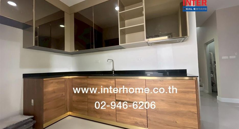 For sale 3 bedrooms house in Sai Mai, Bangkok