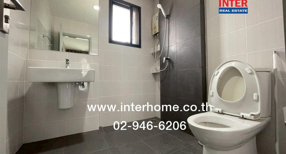 For sale 3 bedrooms house in Sai Mai, Bangkok