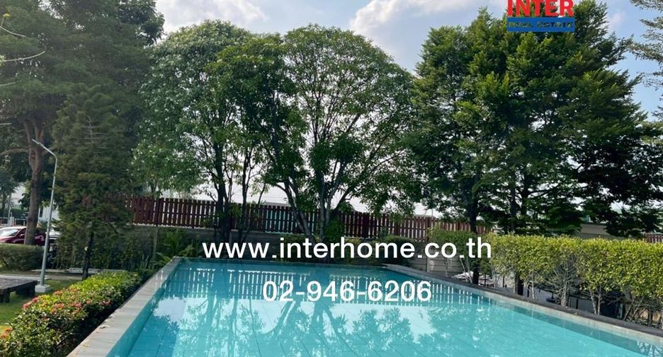 For sale 4 bedrooms townhouse in Bueng Kum, Bangkok