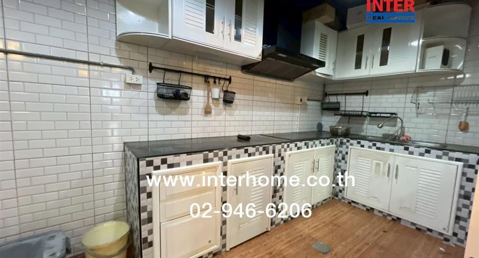 For sale 4 bedrooms townhouse in Bueng Kum, Bangkok