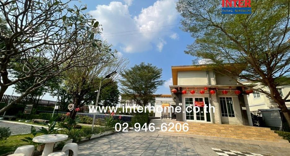 For sale 4 bedrooms townhouse in Bueng Kum, Bangkok