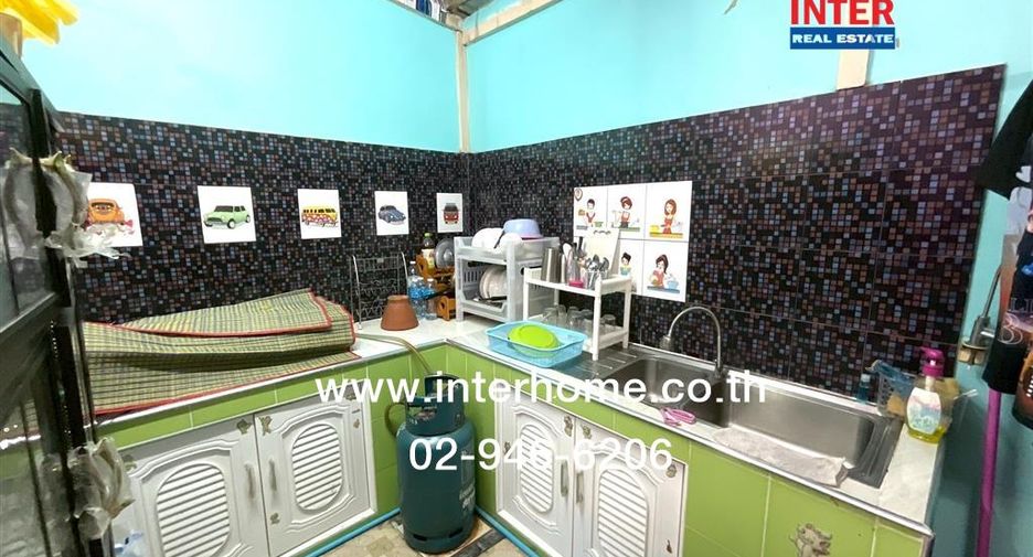 Casa adosada en venta de 2 habitaciones en Bang Bo, Samut Prakan
