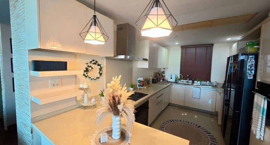 For sale 3 bedrooms condo in Bang Kho Laem, Bangkok