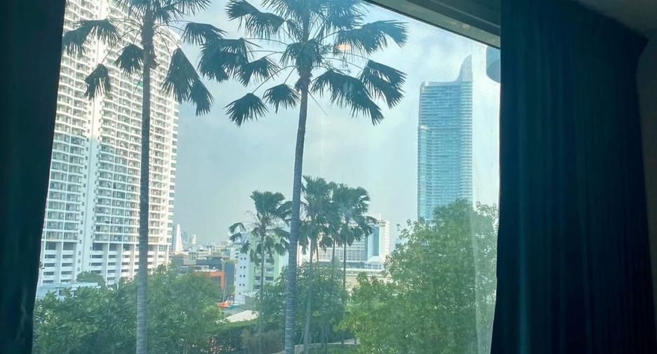 For sale 3 bedrooms condo in Bang Kho Laem, Bangkok