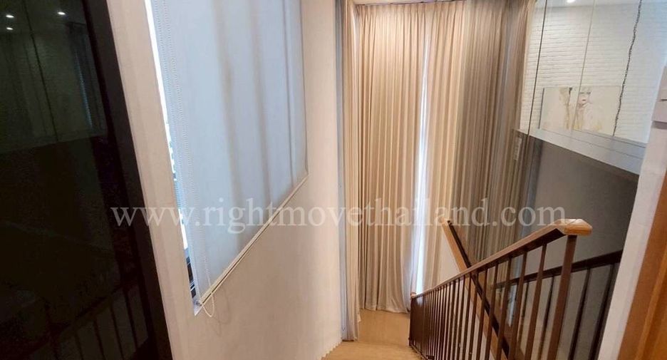 À louer et à vendre 1 chambre condo à Khlong Toei, Bangkok