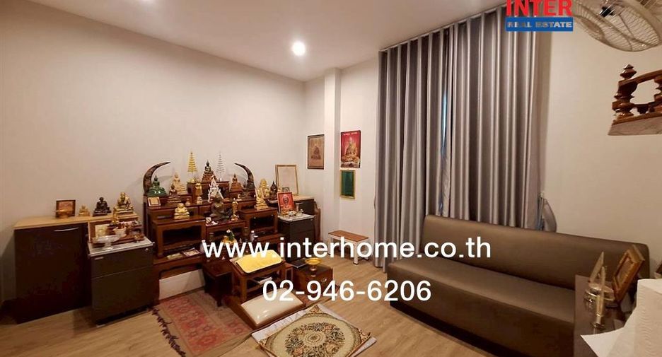 For sale 3 bedrooms house in Nong Chok, Bangkok