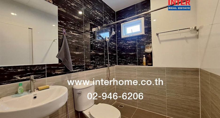 For sale 3 bedrooms house in Nong Chok, Bangkok