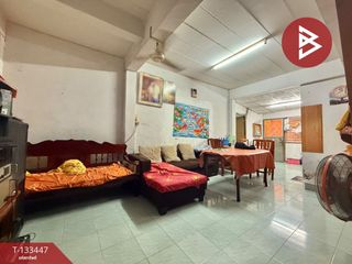 Casa adosada en venta de 2 habitaciones en Krathum Baen, Samut Sakhon
