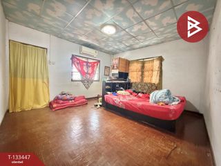 Casa adosada en venta de 2 habitaciones en Krathum Baen, Samut Sakhon