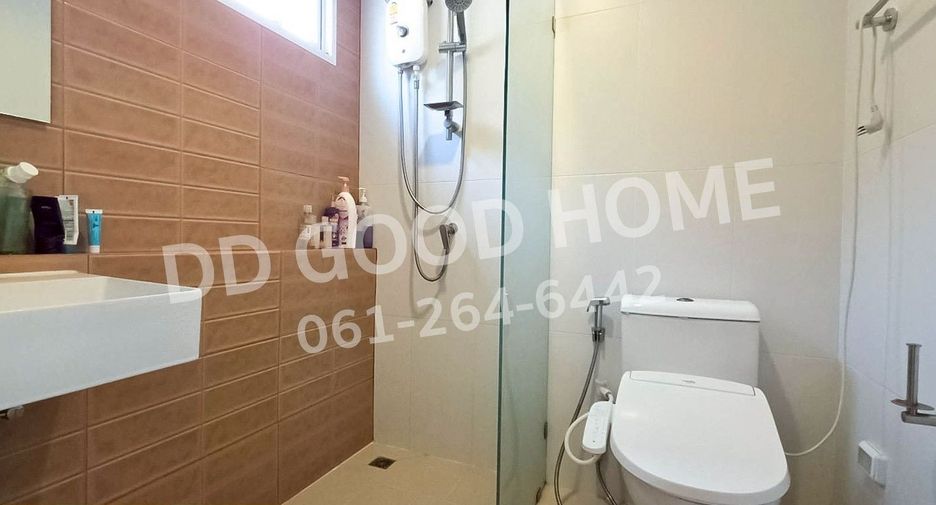 For sale 3 bedrooms house in Mueang Pathum Thani, Pathum Thani
