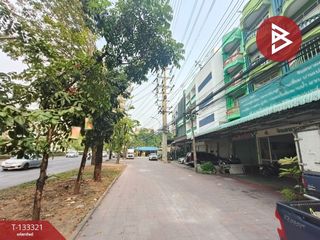 For sale 8 bedrooms retail Space in Bang Khae, Bangkok