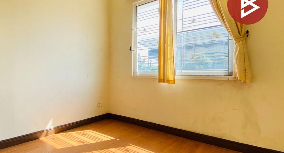 For sale 3 bedrooms townhouse in Bang Khun Thian, Bangkok