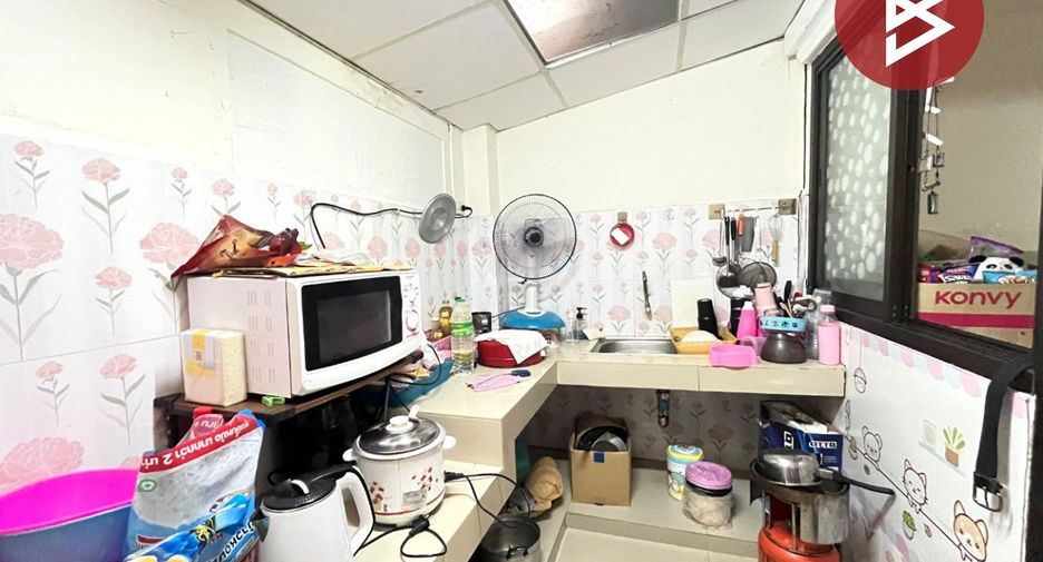 For sale 2 bedrooms townhouse in Bang Phli, Samut Prakan