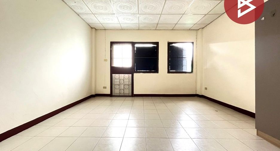 For sale 2 bedrooms townhouse in Bang Phli, Samut Prakan