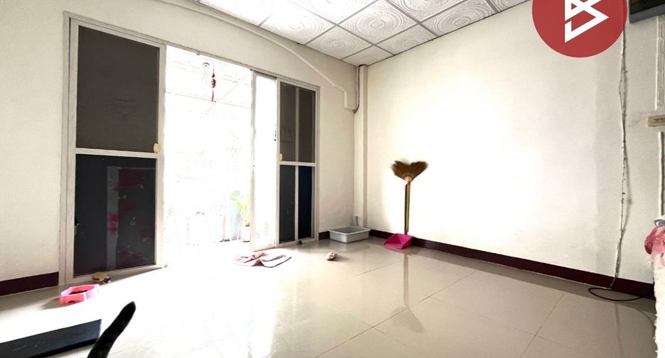For sale 2 bedrooms townhouse in Bang Phli, Samut Prakan