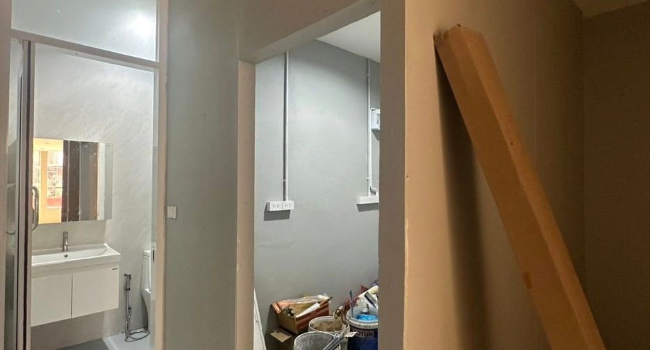 Аренда торговое помещение в Щаттхана, Бангкок