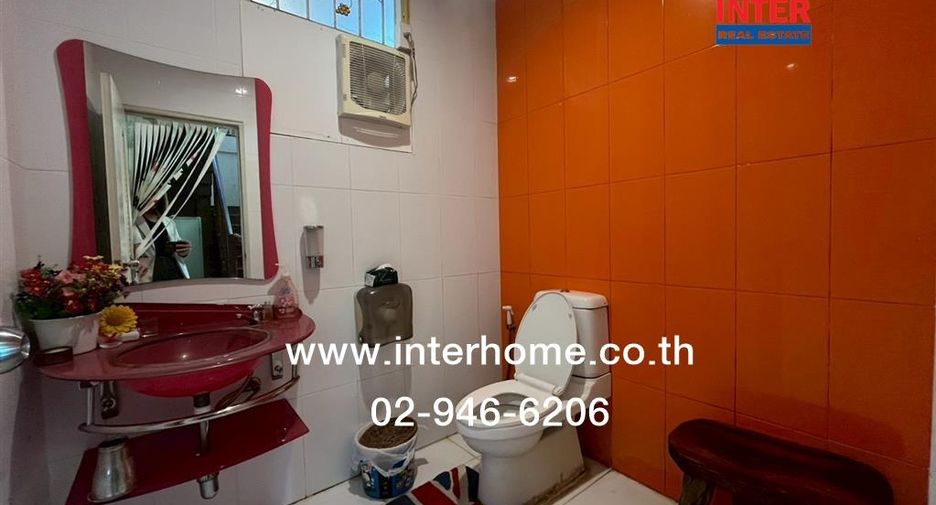 For sale 3 bedrooms house in Khlong Sam Wa, Bangkok