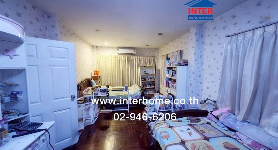 For sale 3 bedrooms house in Khlong Sam Wa, Bangkok