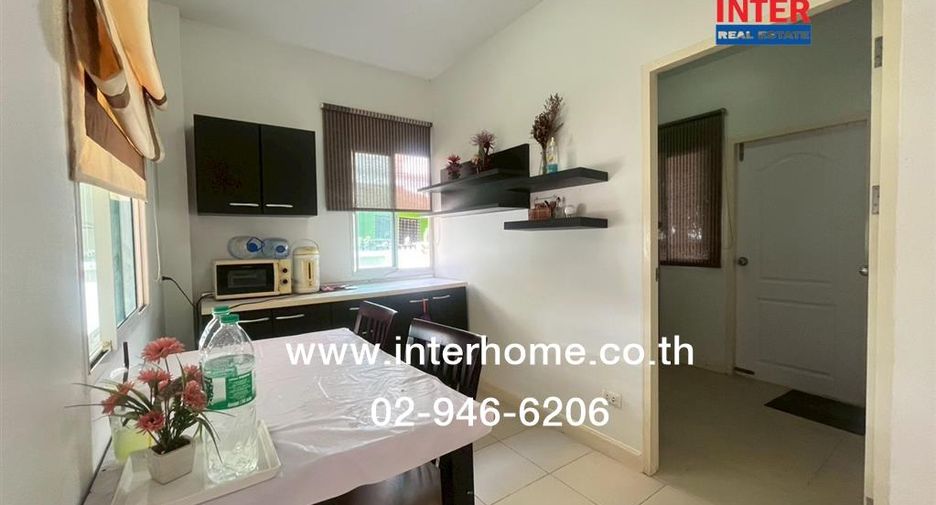 For sale 3 bedrooms house in Lat Krabang, Bangkok