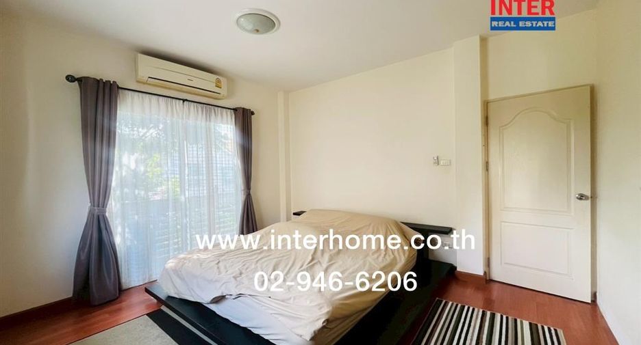 For sale 3 bedrooms house in Lat Krabang, Bangkok