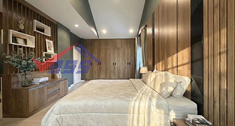 Haus zur Miete und zum Kauf mit 4 Zimmer in Min Buri, Bangkok