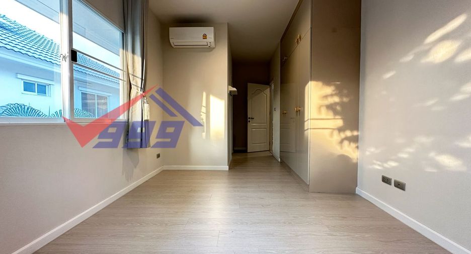 Haus zur Miete und zum Kauf mit 4 Zimmer in Min Buri, Bangkok