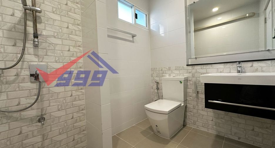 Haus zur Miete und zum Kauf mit 4 Zimmer in Min Buri, Bangkok