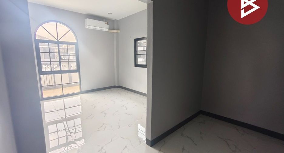 For sale 2 bedrooms house in Ban Pho, Chachoengsao