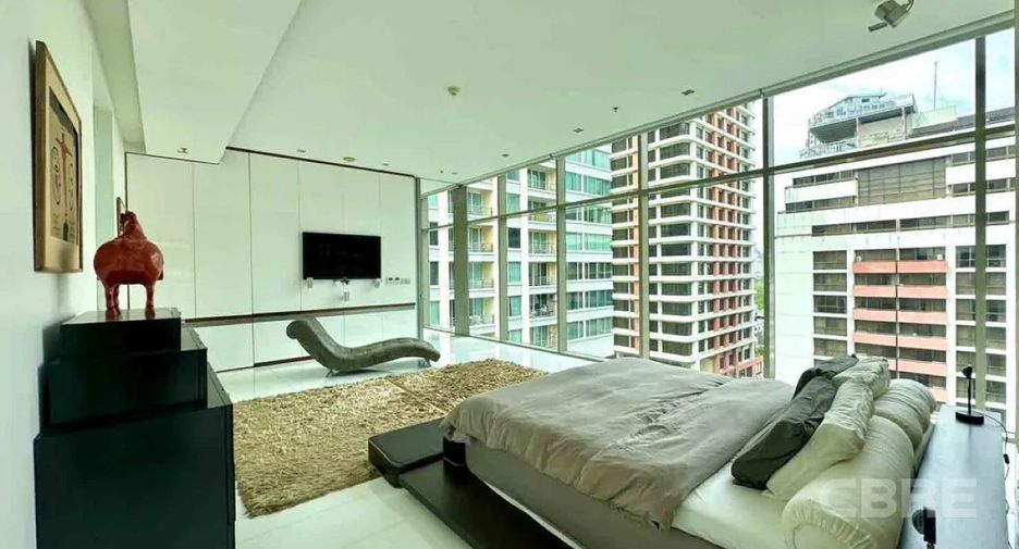For sale 3 bedrooms condo in Sathon, Bangkok